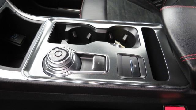 Certified 2022 Ford Edge ST-Line image 18