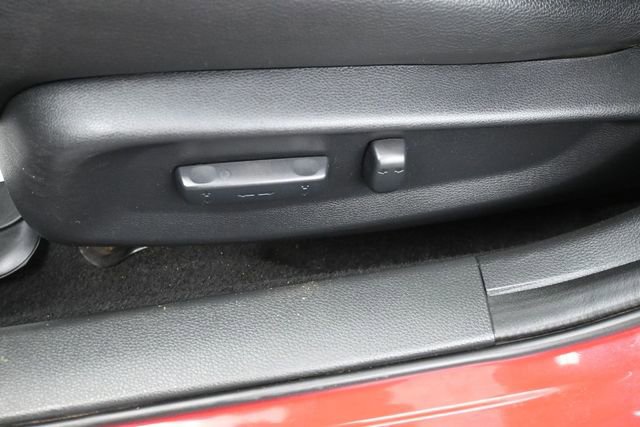 Used 2018 Honda Civic EX-L image 12