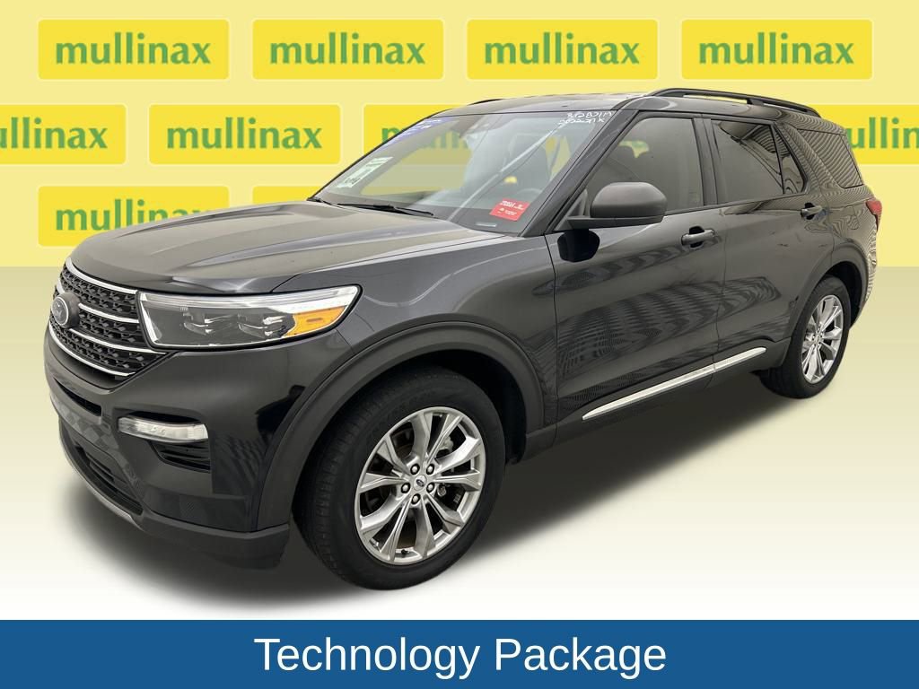 Certified 2022 Ford Explorer XLT w/ Equipment Group 202A image 10
