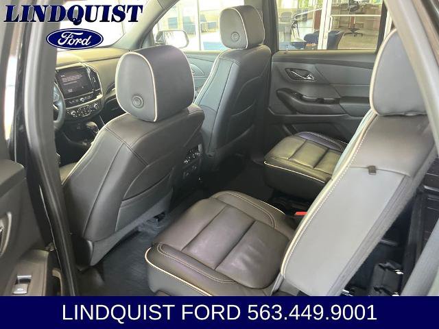 Used 2023 Chevrolet Traverse Premier w/ Redline Edition AWD/4WD image 14