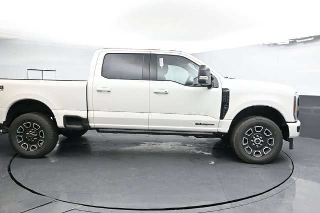 Certified 2026 Ford F350 Platinum AWD/4WD image 12