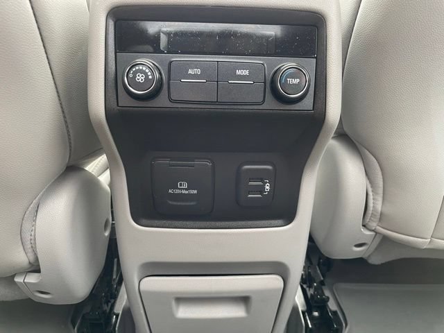 Used 2019 GMC Acadia SLT AWD/4WD image 32