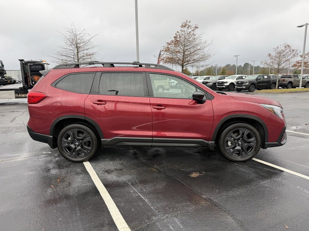 Used 2025 Subaru Ascent Bronze Edition image 9