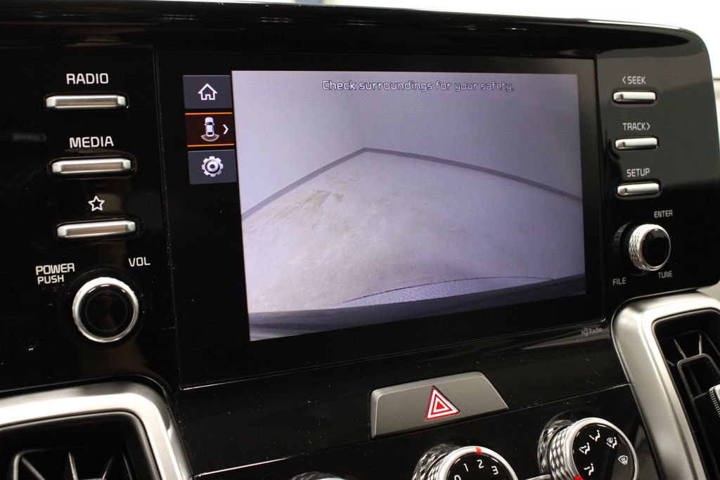 Used 2022 Kia Sorento LX FWD image 3