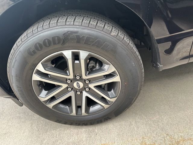 Certified 2023 Ford F150 XL w/ STX Appearance Package RWD image 17