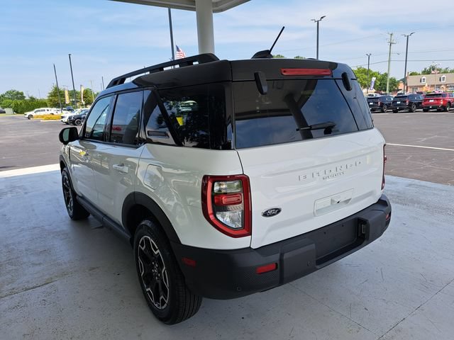 Certified 2025 Ford Bronco Sport Outer Banks w/ Outer Banks Tech Package+ AWD/4WD image 4