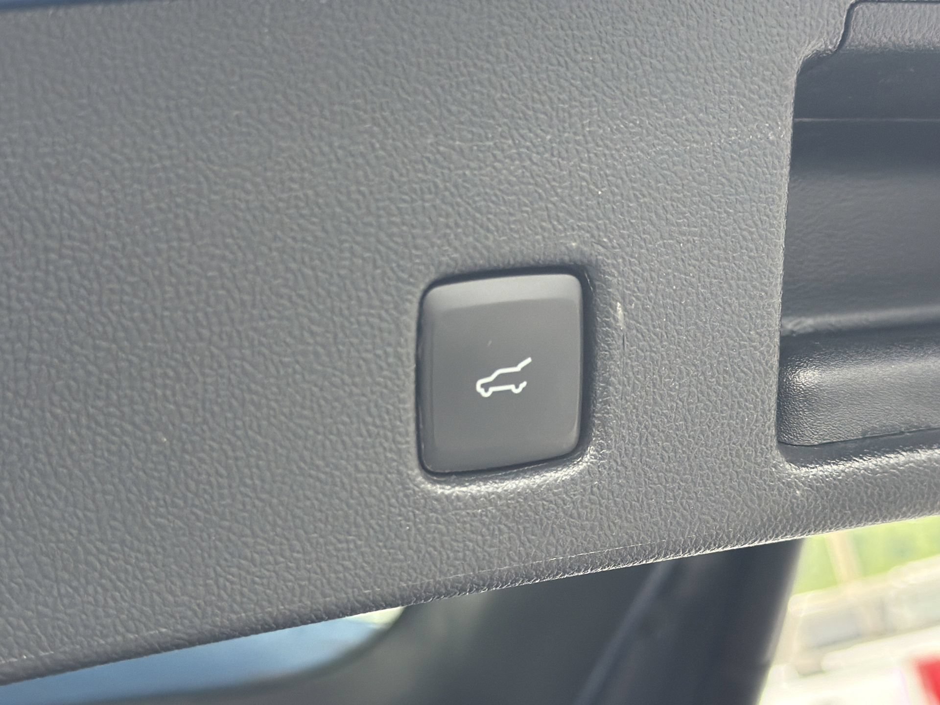 Certified 2023 Ford Escape Active AWD/4WD image 32