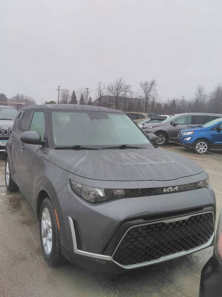 Used 2024 Kia Soul LX w/ Option Group 015