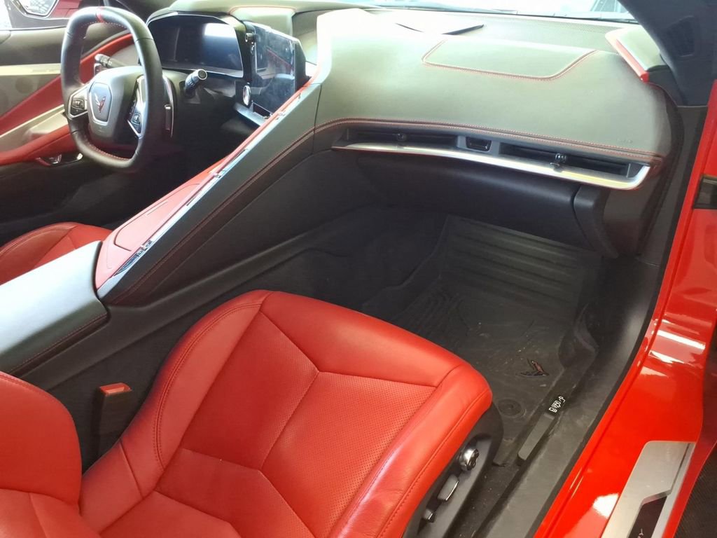 Used 2023 Chevrolet Corvette Stingray Preferred Cpe w/ Z51 Performance Package RWD image 8