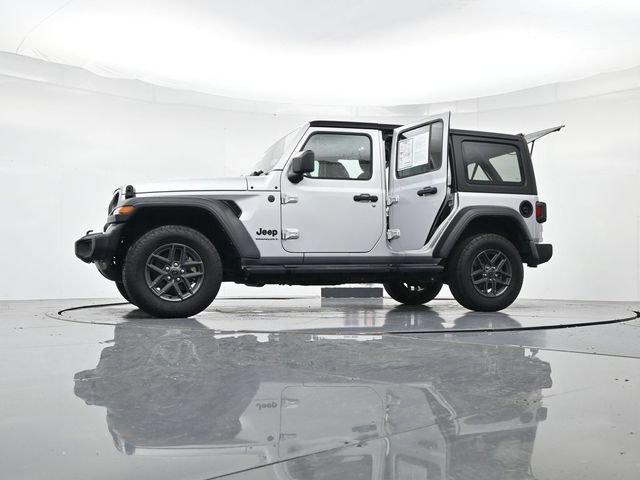Used 2024 Jeep Wrangler Unlimited Sport AWD/4WD image 57