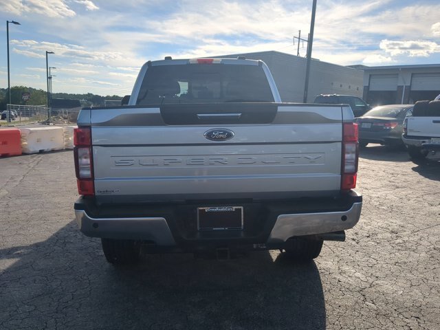 Certified 2022 Ford F250 XLT w/ XLT Premium Package AWD/4WD image 5