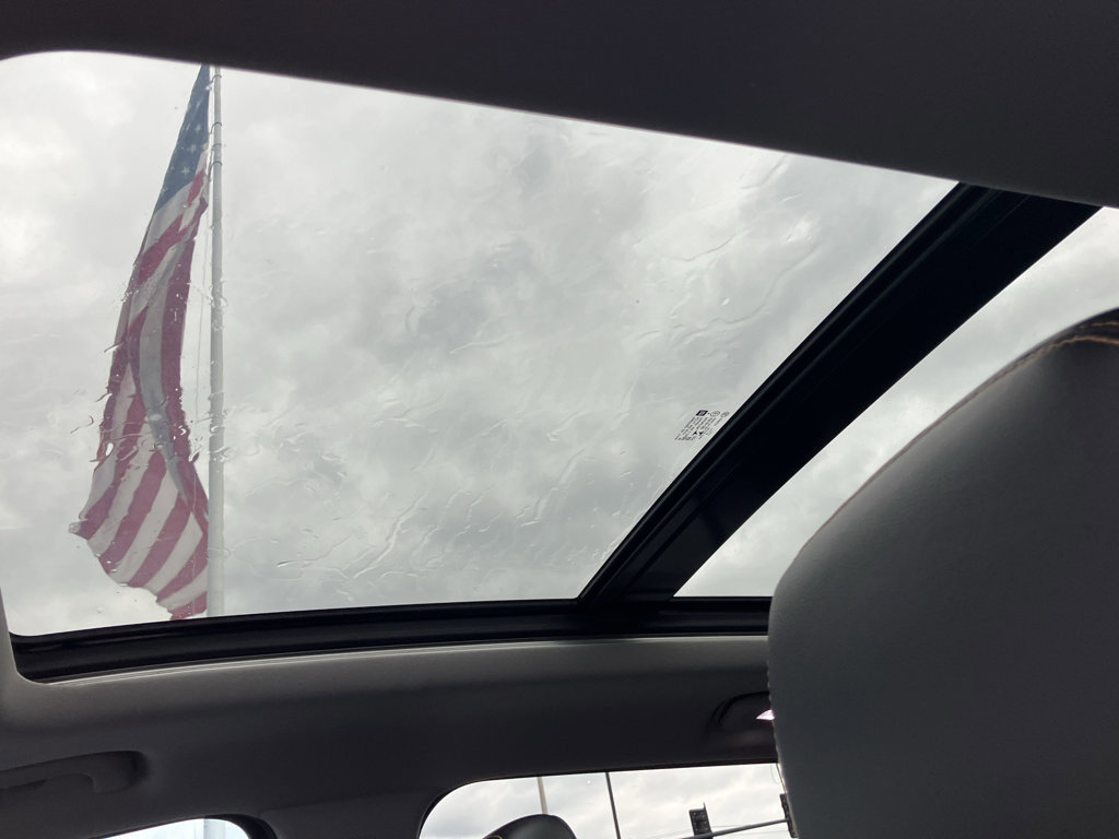 Used 2020 GMC Terrain SLT w/ Preferred Package image 27