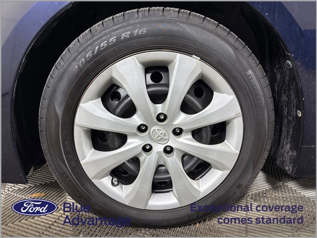 Used 2020 Toyota Corolla LE image 13