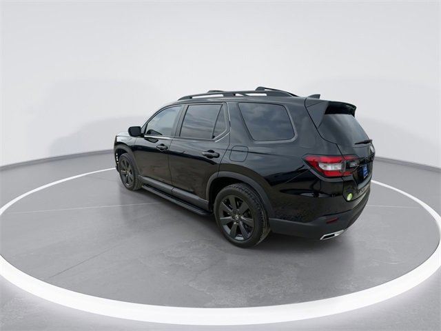 Used 2023 Honda Pilot Sport image 9