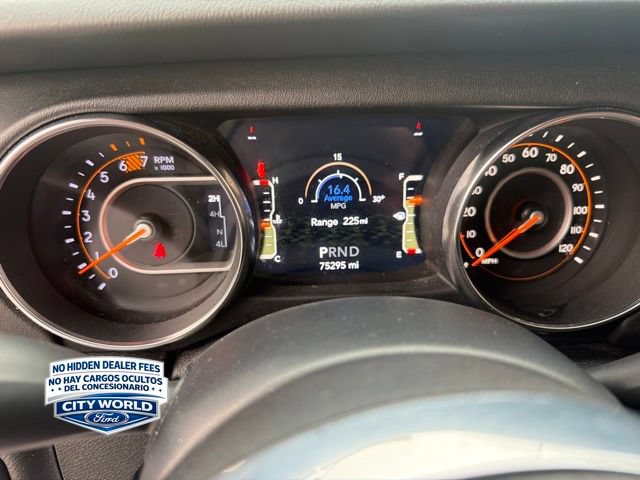 Used 2019 Jeep Wrangler Unlimited Sahara w/ Dual Top Group AWD/4WD image 7