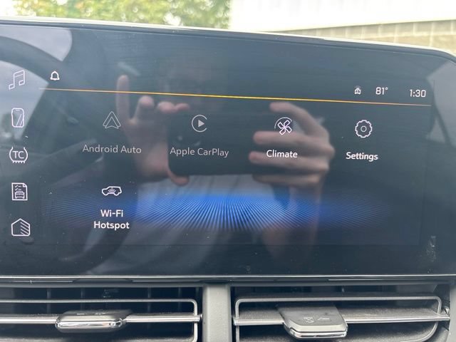 Used 2025 Chevrolet Trax LT FWD image 25