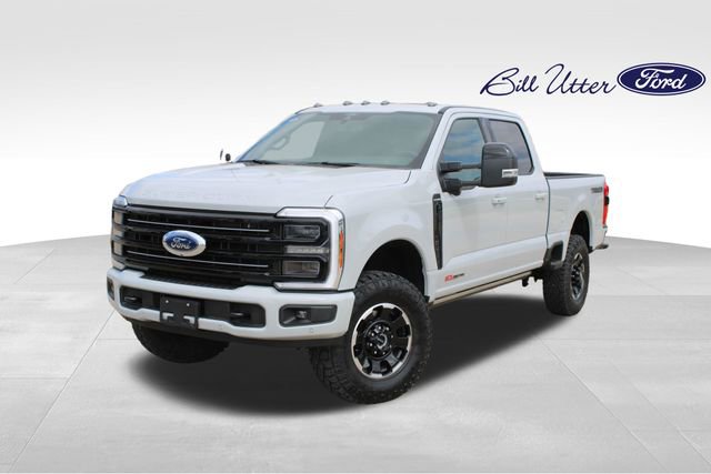 Certified 2026 Ford F350 Platinum w/ Tremor Off-Road Package AWD/4WD image 1