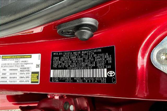 Used 2025 Toyota Corolla LE FWD image 19