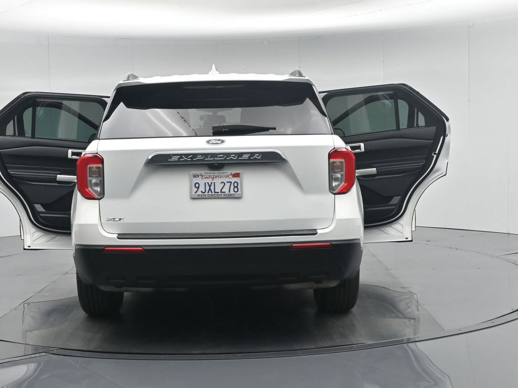 Certified 2023 Ford Explorer XLT RWD image 37