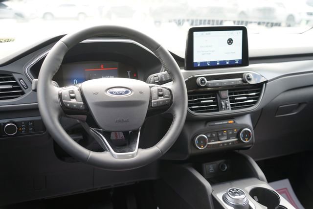 Certified 2023 Ford Escape Active AWD/4WD image 10