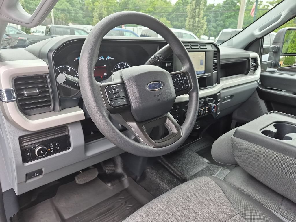 Certified 2024 Ford F350 XL w/ 360-Degree Camera Package AWD/4WD image 17