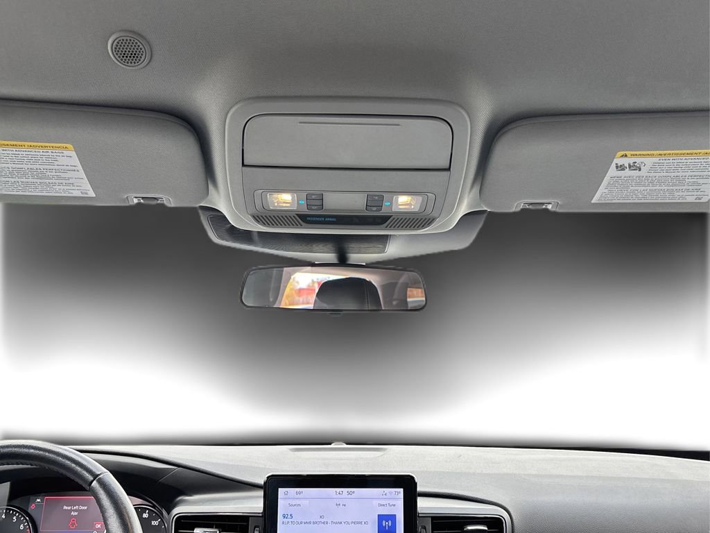 Certified 2022 Ford Explorer XLT w/ Equipment Group 202A image 23