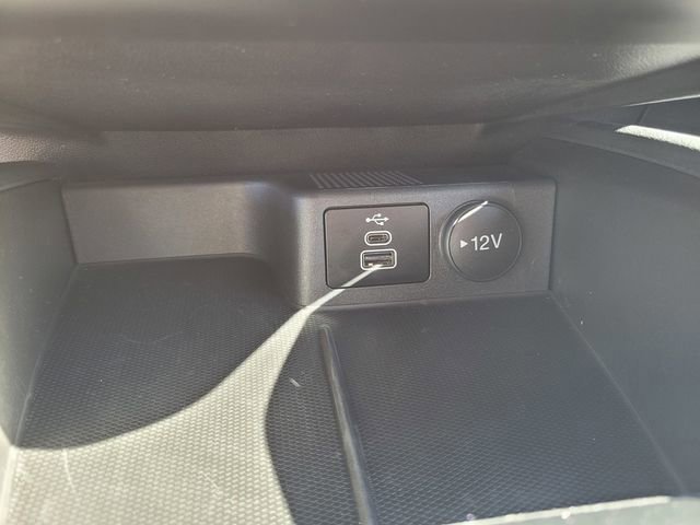 Certified 2025 Ford Escape ST-Line image 24