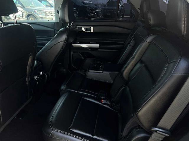 Certified 2021 Ford Explorer XLT w/ Equipment Group 202A image 11