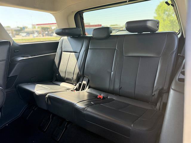 Certified 2024 Ford Expedition XLT RWD image 9
