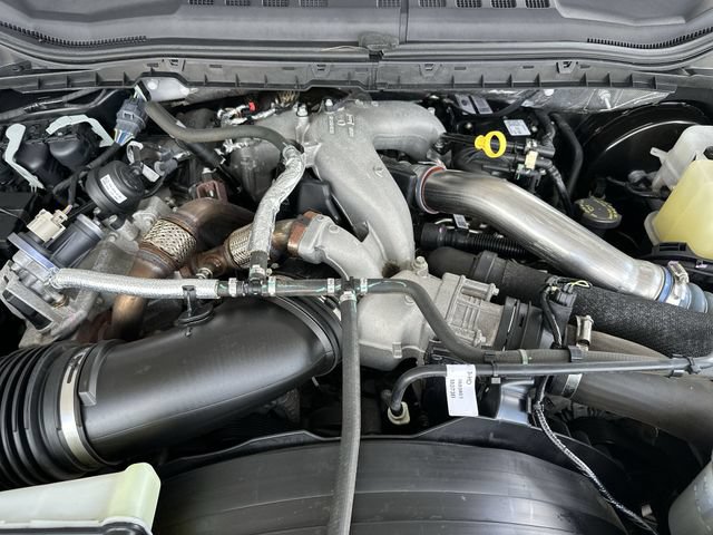 Certified 2022 Ford F250 Platinum w/ Tremor Off-Road Package AWD/4WD image 28