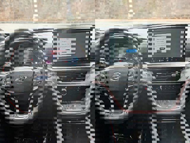 Certified 2025 Ford Explorer ST-Line w/ Premium Package image 30