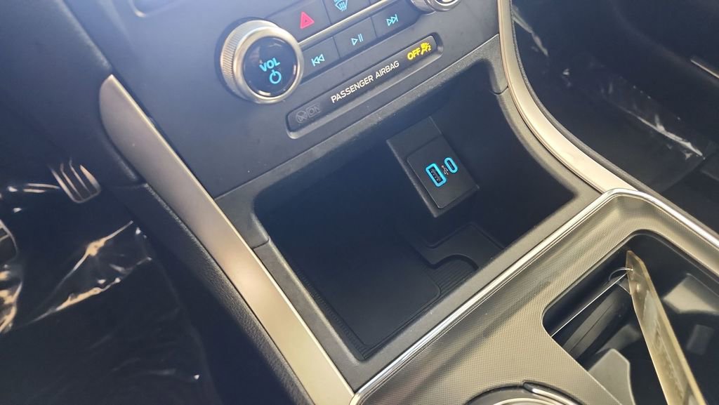 Certified 2024 Ford Edge ST-Line image 19