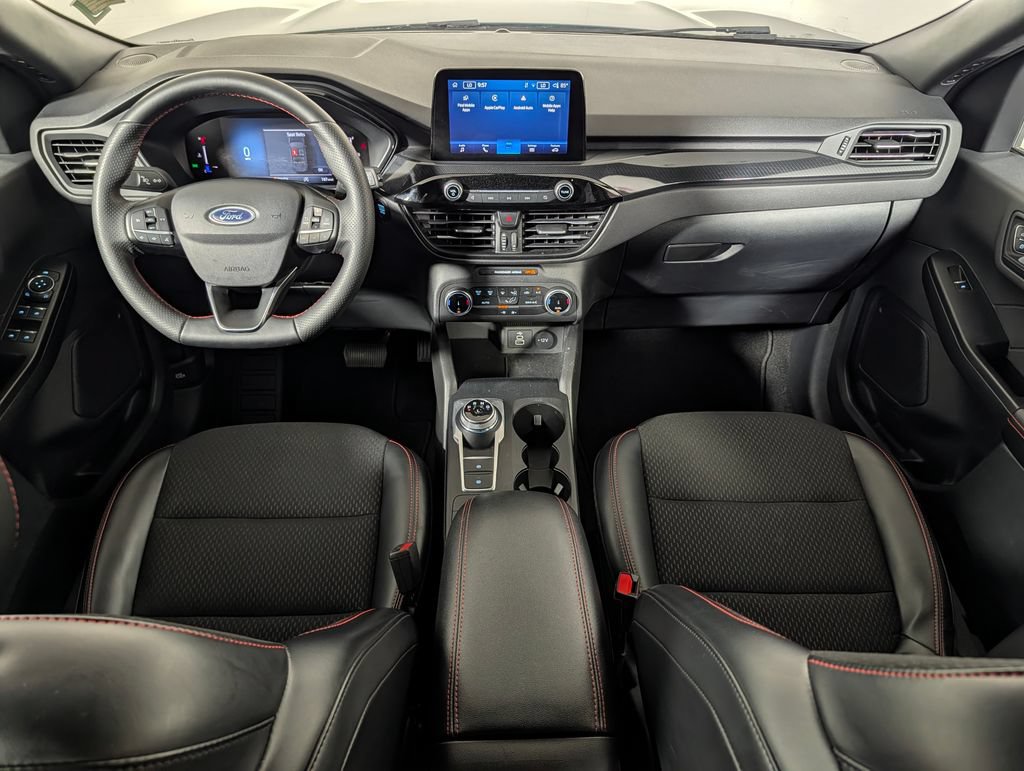 Certified 2025 Ford Escape ST-Line FWD image 13