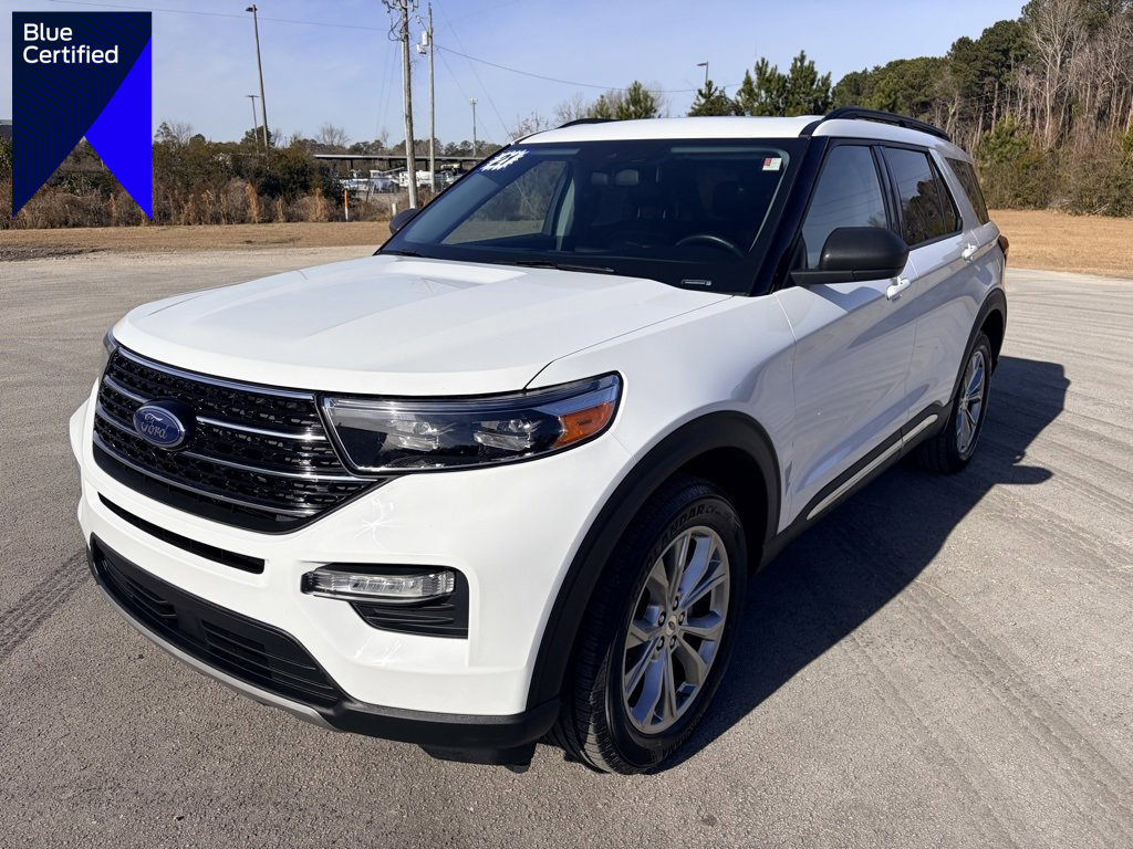 Certified 2021 Ford Explorer XLT w/ Equipment Group 202A image 1