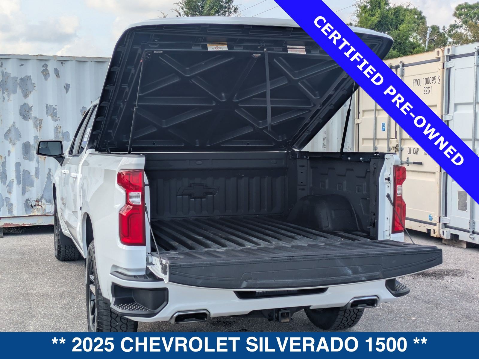 Used 2025 Chevrolet Silverado 1500 RST AWD/4WD image 15