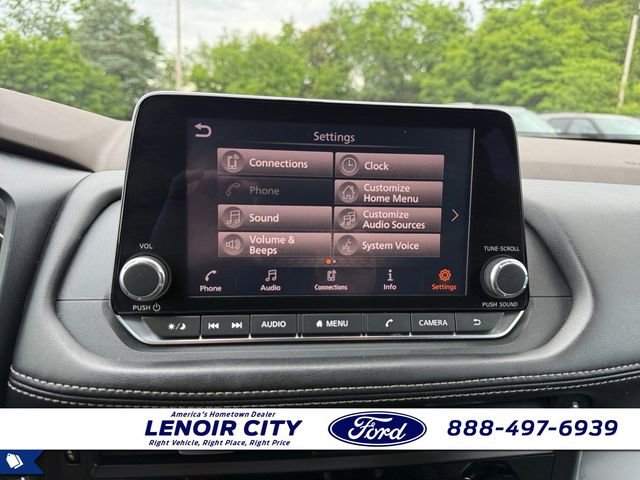 Used 2021 Nissan Rogue S FWD image 25