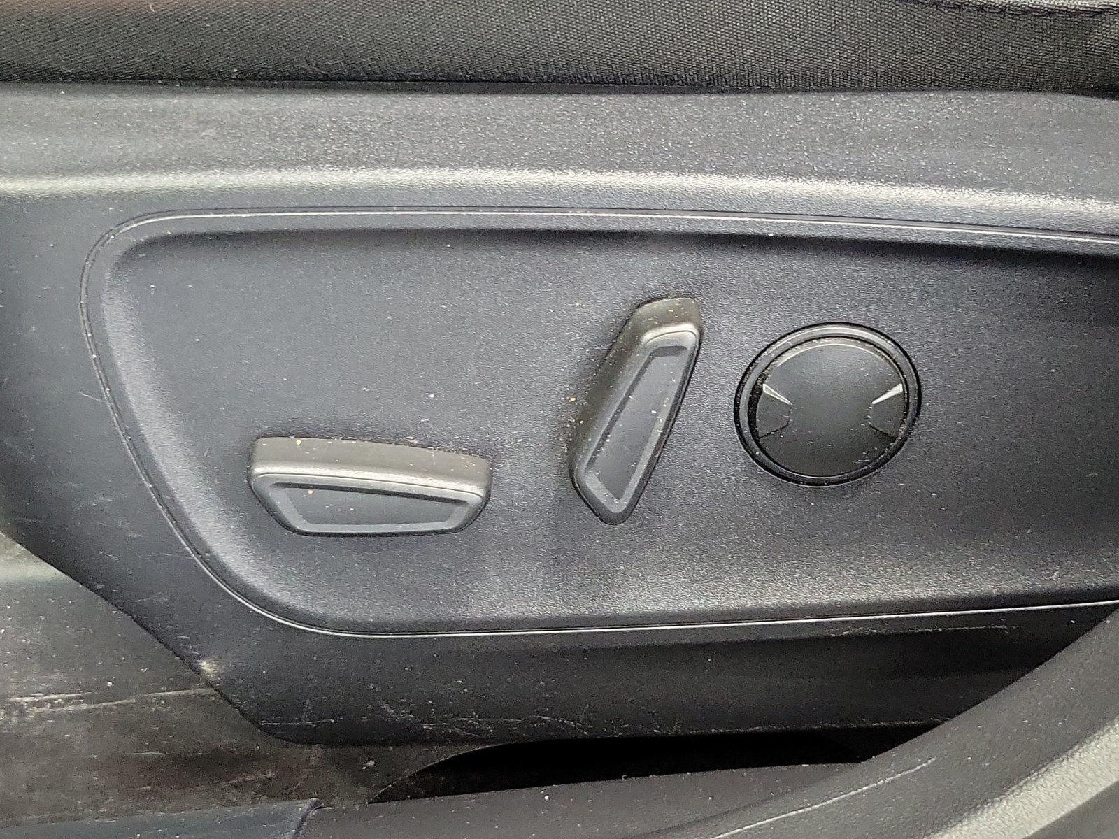 Certified 2024 Ford Escape Active AWD/4WD image 9