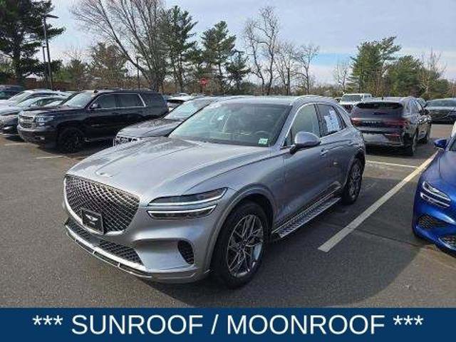 Used 2024 Genesis GV70 2.5T w/ Select Package AWD/4WD video 3