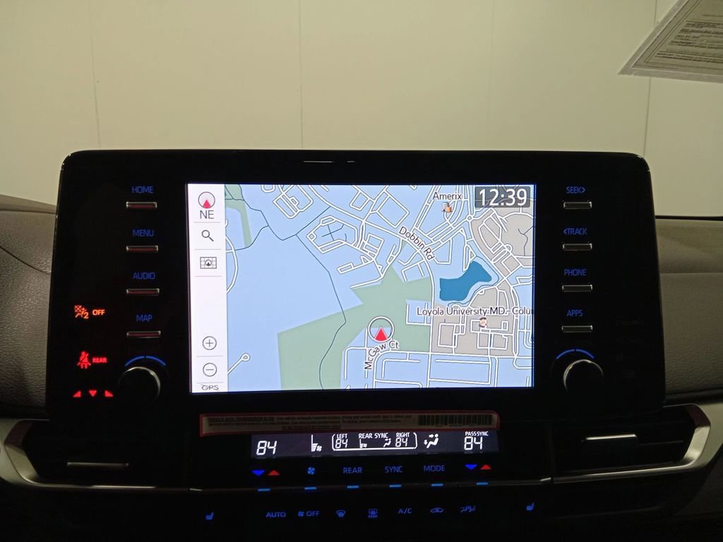 Used 2024 Toyota Sienna XLE w/ XLE Plus Package image 22