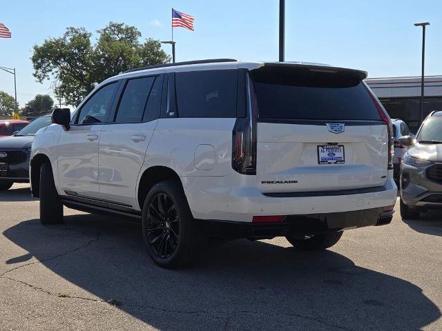 Used 2021 Cadillac Escalade Sport Platinum w/ LPO, ONYX Package image 4