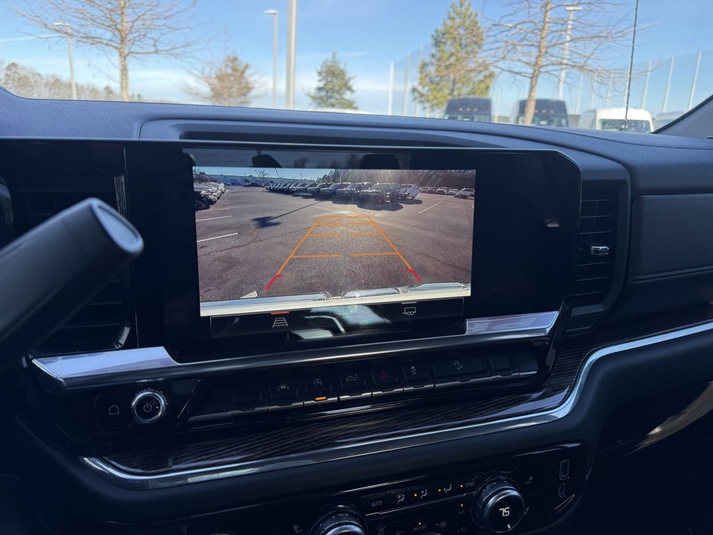 Used 2024 GMC Sierra 1500 Elevation image 17