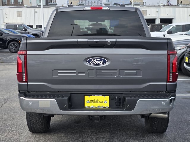 Certified 2025 Ford F150 Lariat w/ FX4 Off-Road Package image 3