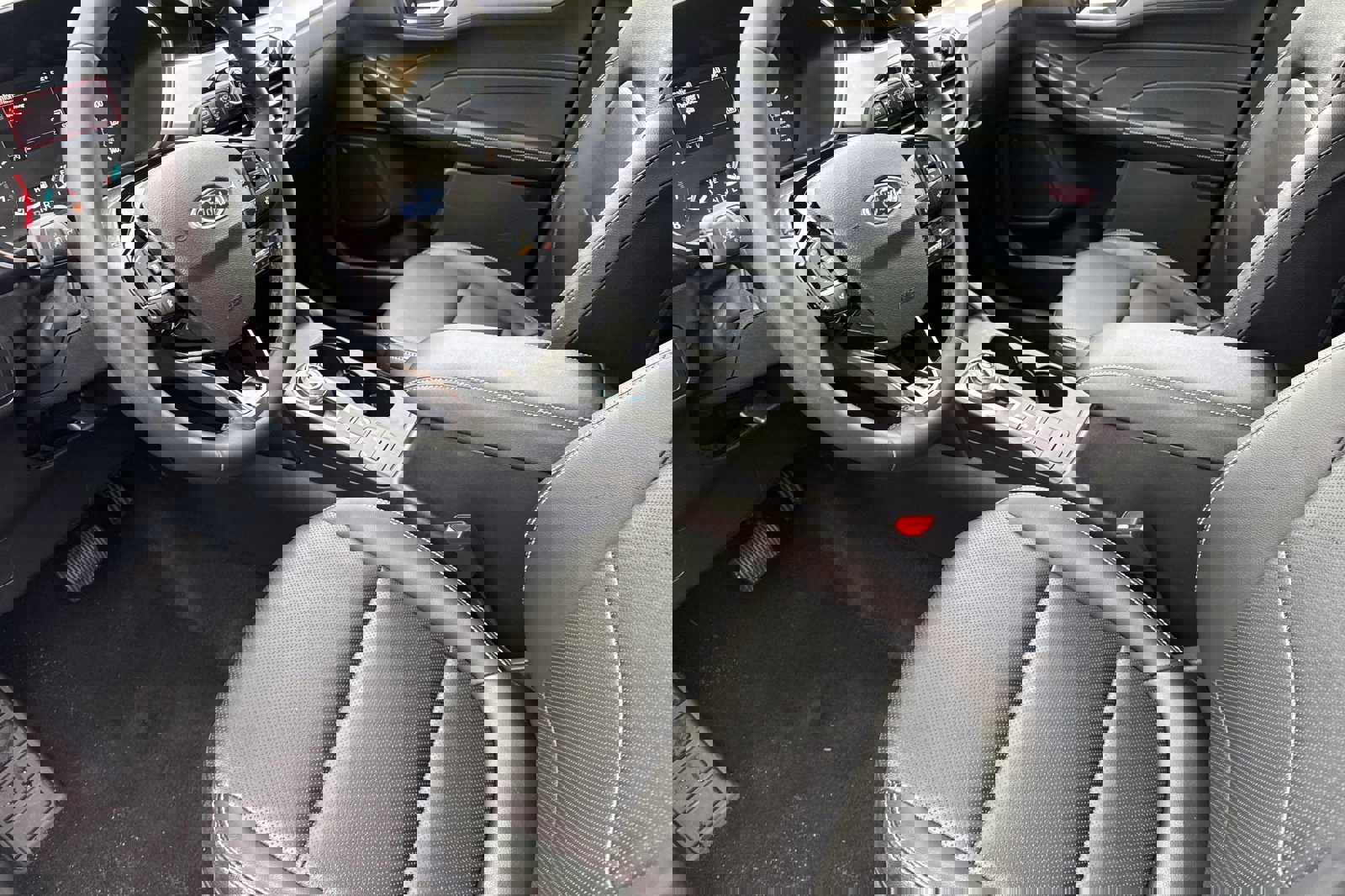 Certified 2022 Ford Escape SEL image 11