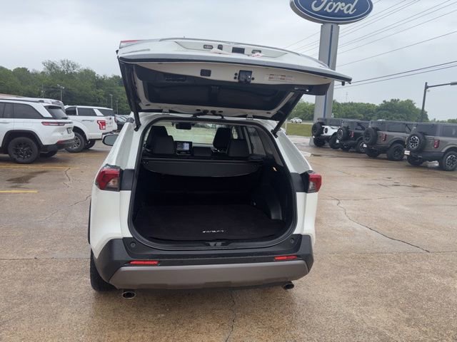 Used 2019 Toyota RAV4 Limited w/ Advanced Technology Package AWD/4WD image 10