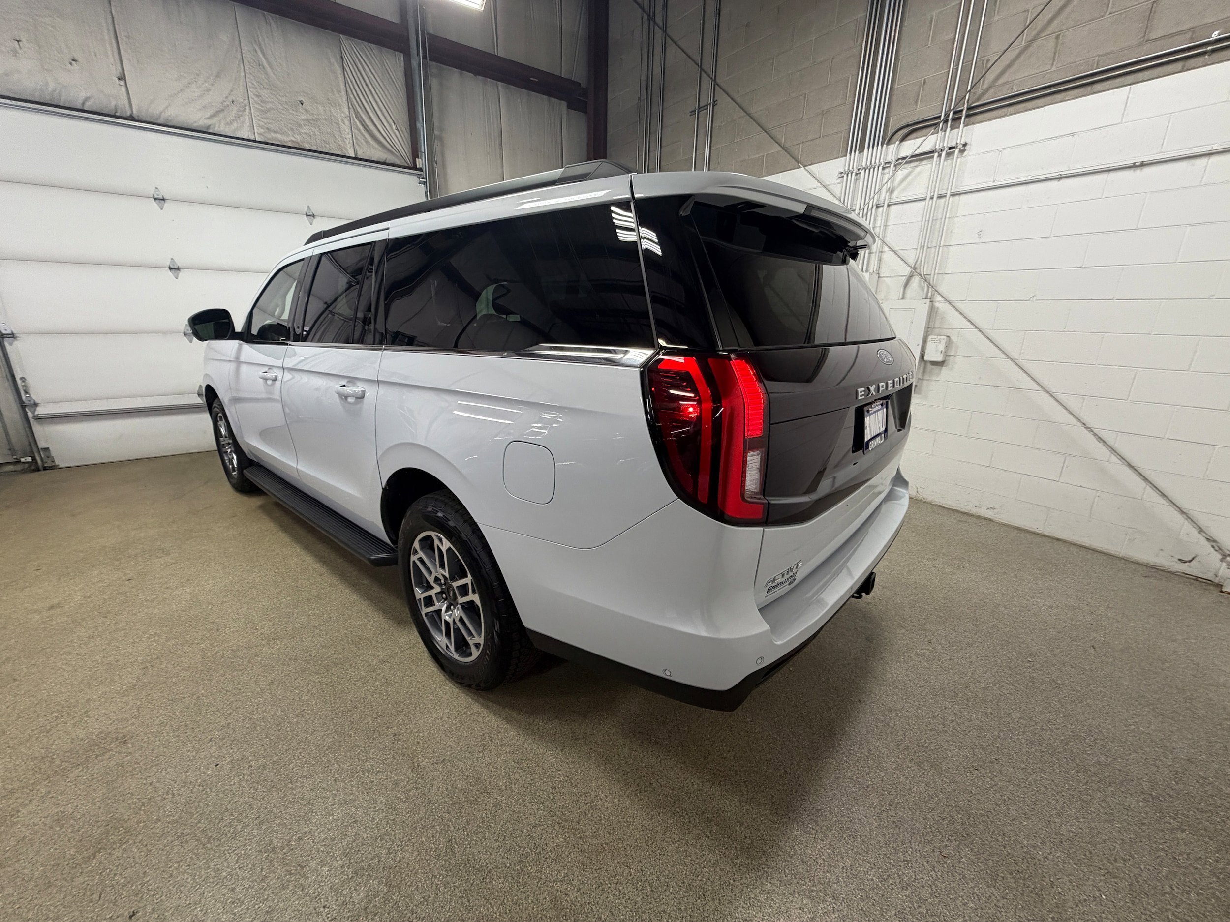 Certified 2025 Ford Expedition Max Active AWD/4WD image 7