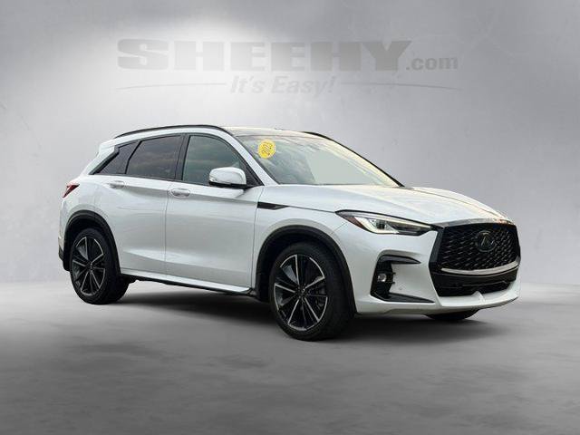 Used 2023 INFINITI QX50 Sport AWD/4WD image 2