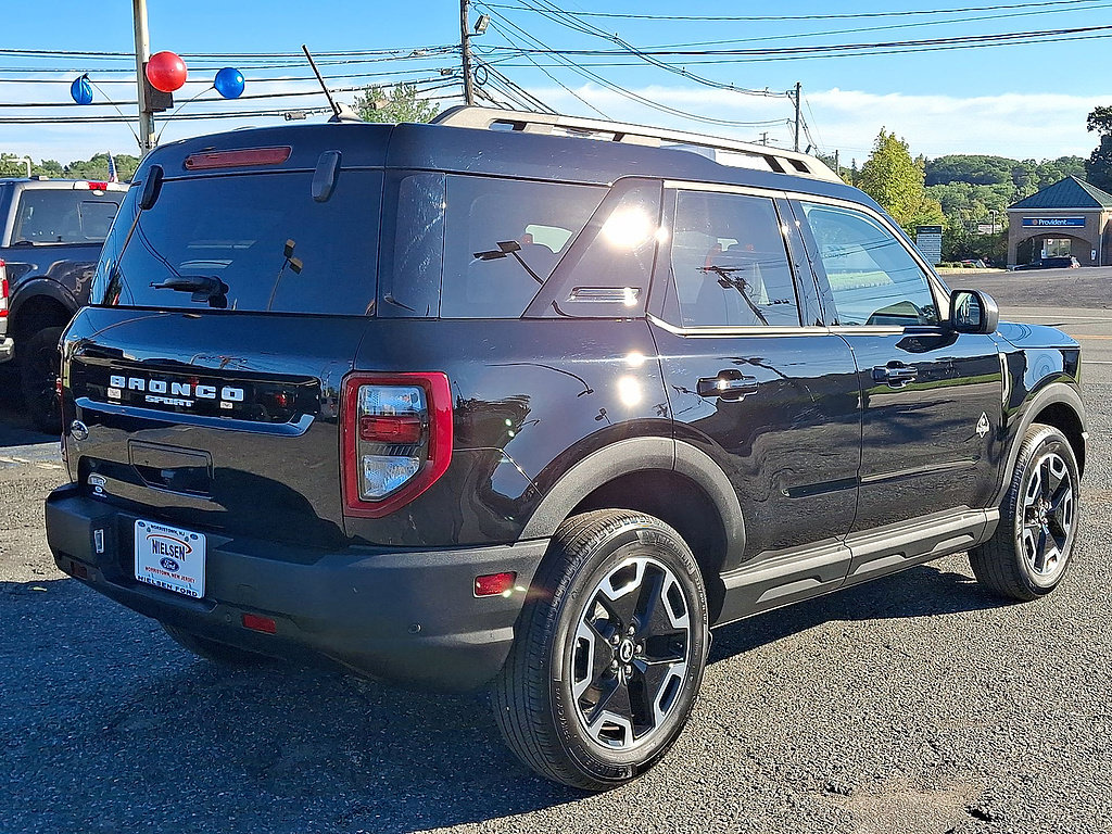 Certified 2023 Ford Bronco Sport Outer Banks AWD/4WD image 31