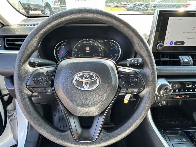Used 2025 Toyota RAV4 LE AWD/4WD image 34