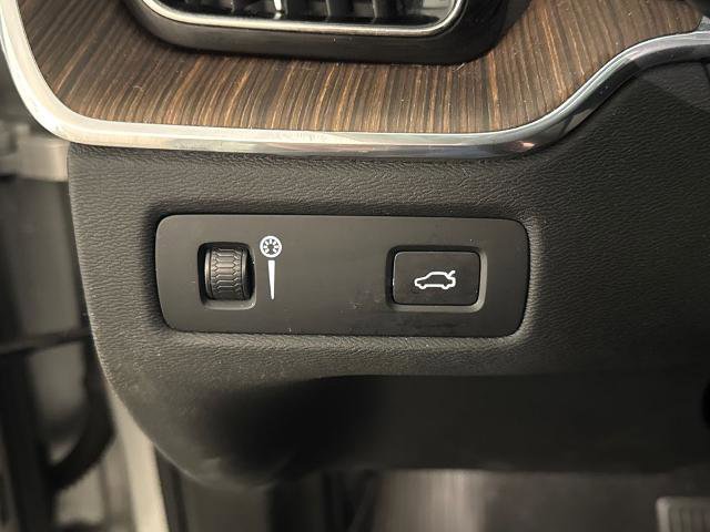 Used 2019 Volvo XC60 T5 Inscription w/ Protection Package Premier FWD image 18