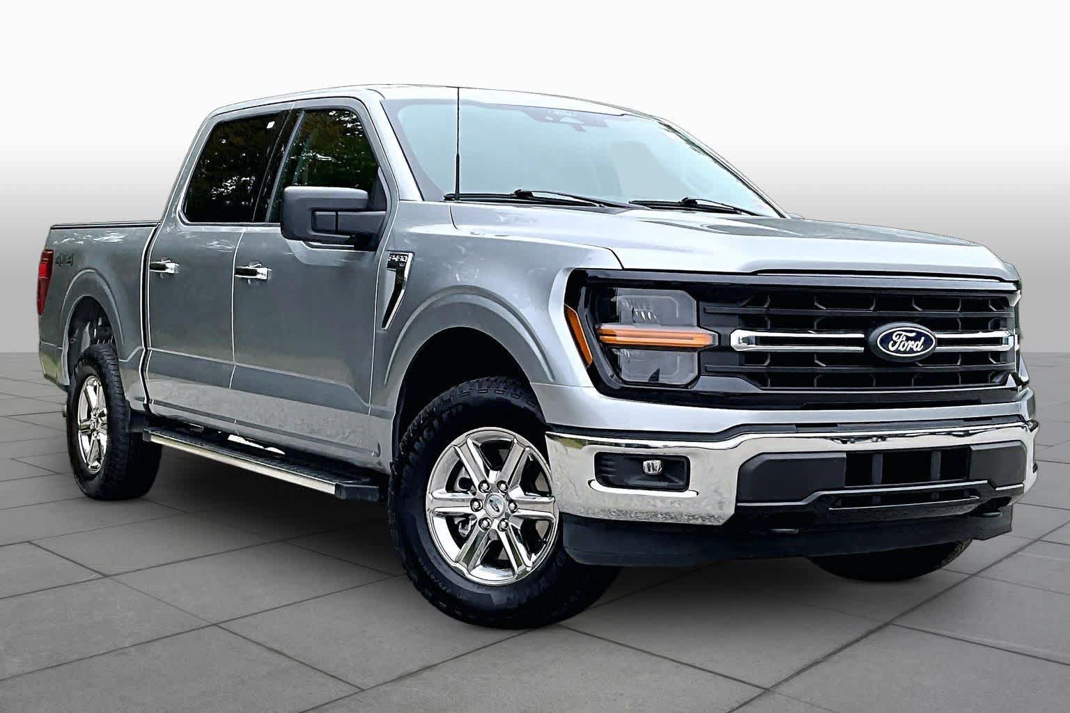 Certified 2025 Ford F150 XLT w/ Equipment Group 301A Standard AWD/4WD image 3
